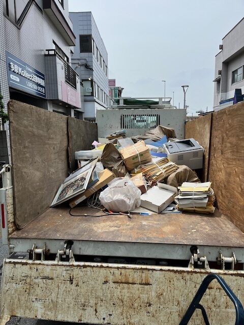 残置物積み込み